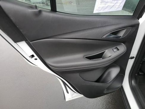 Used 2023 Buick Encore GX Preferred w/ Cold Weather Comfort Package image 8