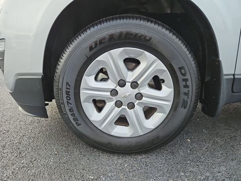 Used 2015 Chevrolet Traverse LS image 9