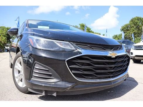 Used 2019 Chevrolet Cruze LT w/ LT Fleet Convenience Package image 22