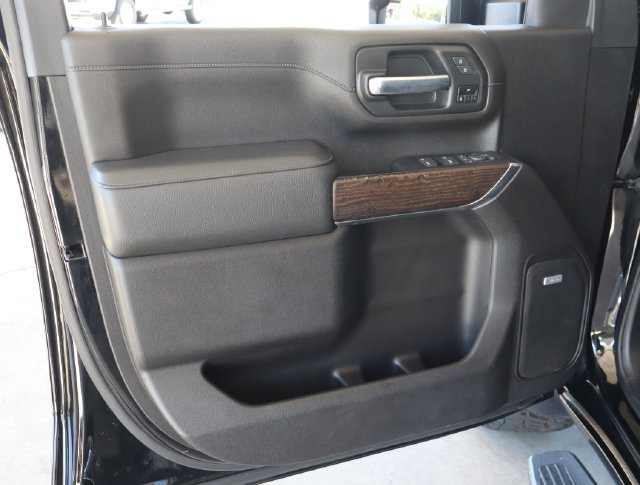 Used 2023 GMC Sierra 2500 Denali w/ Denali Ultimate Package AWD/4WD image 22
