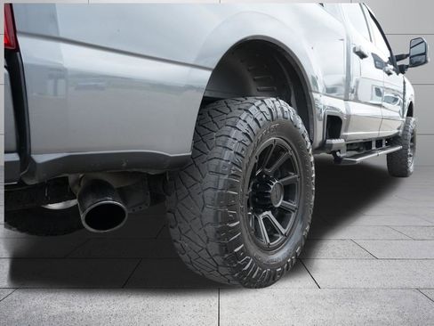 Used 2023 Ford F250 Lariat w/ Sport Appearance Package AWD/4WD image 31