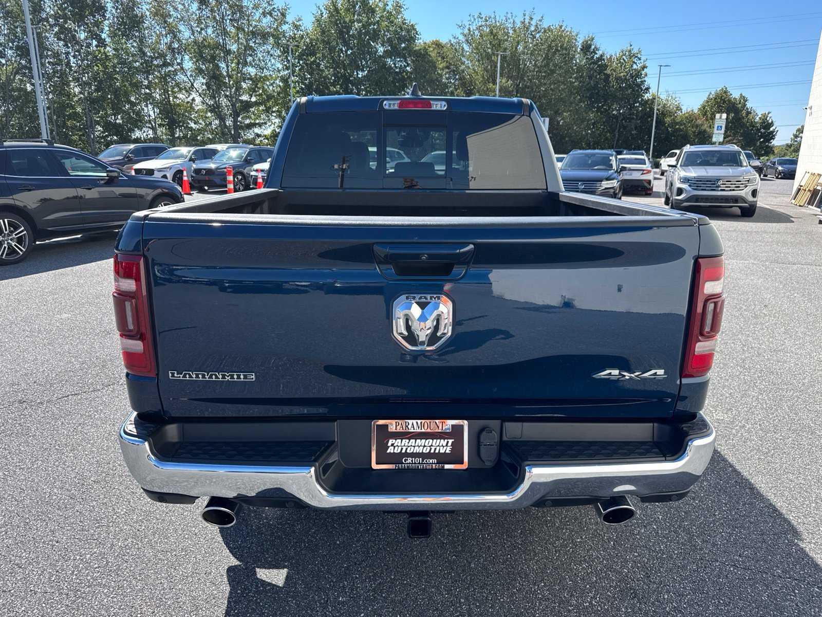 Used 2023 RAM 1500 Laramie AWD/4WD image 6