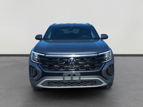 Certified 2024 Volkswagen Atlas Cross Sport SE image 8