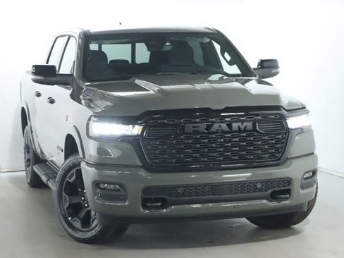 Used 2026 RAM 1500 Big Horn AWD/4WD image 2