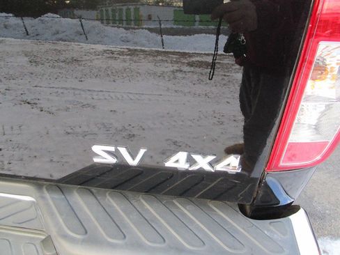 Used 2018 Nissan Frontier SV w/ Value Truck Package image 6