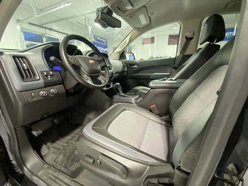 Used 2021 Chevrolet Colorado Z71 w/ Safety Package image 9