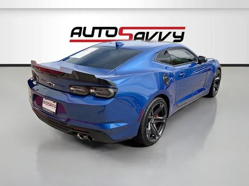 Used 2022 Chevrolet Camaro SS RWD image 7