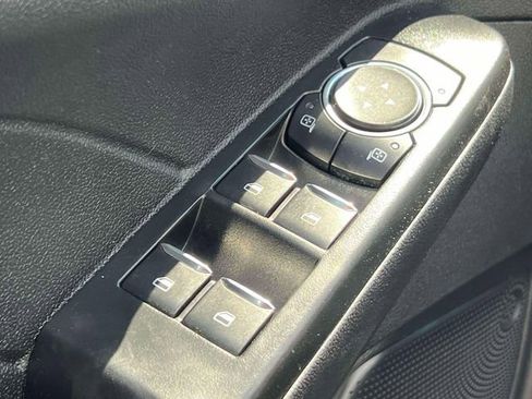 Used 2025 Ford Escape ST-Line FWD image 22