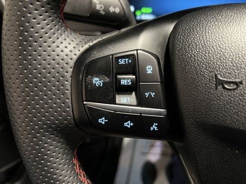 Used 2023 Ford Escape ST-Line Elite w/ Class II Trailer Tow Package image 33