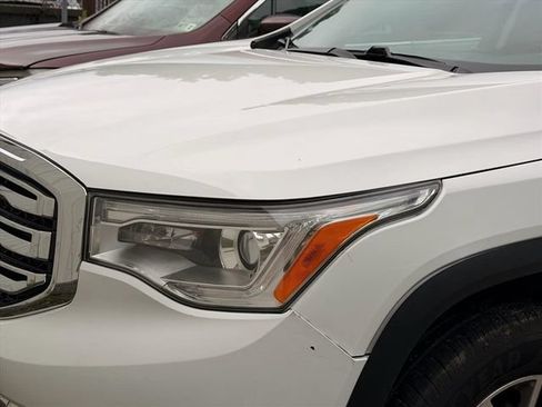 Used 2019 GMC Acadia SLE AWD/4WD image 2