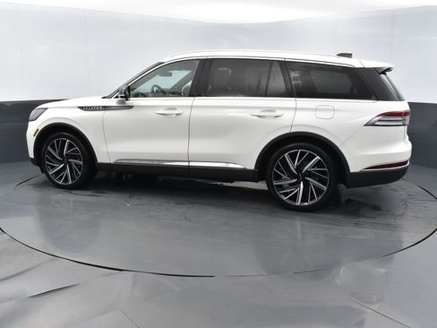 New 2025 Lincoln Aviator Reserve w/ Equipment Group 201A image 2