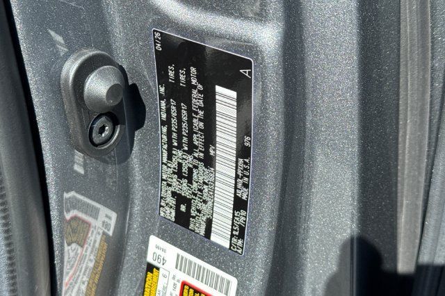 Certified 2026 Toyota Sienna XLE FWD image 35