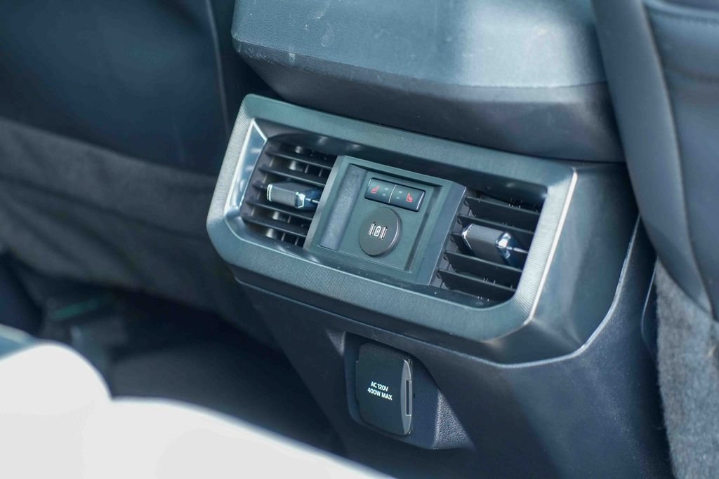 Used 2025 Ford F250 Platinum AWD/4WD image 20