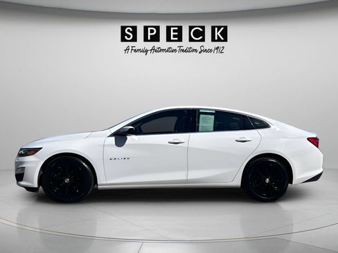 Used 2024 Chevrolet Malibu LT FWD image 2
