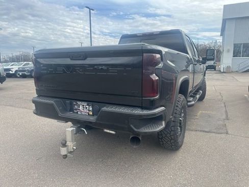 Used 2024 Chevrolet Silverado 3500 LTZ w/ LTZ Plus Package image 15