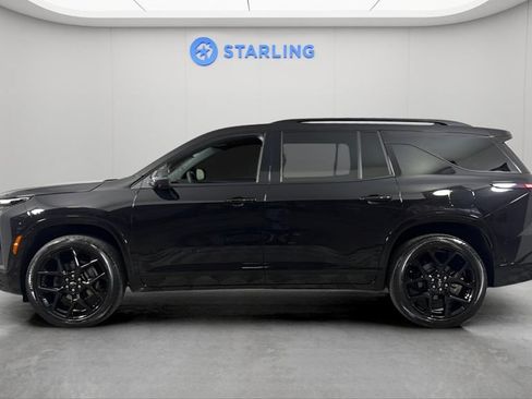 Certified 2024 Chevrolet Traverse RS FWD image 3