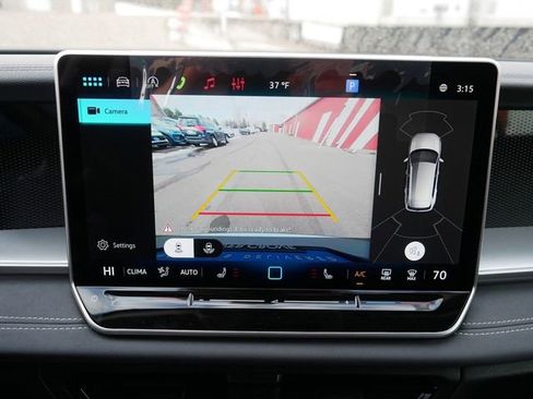 New 2026 Volkswagen Tiguan SE AWD/4WD image 12