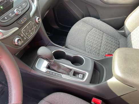 Used 2024 Chevrolet Equinox LT image 20