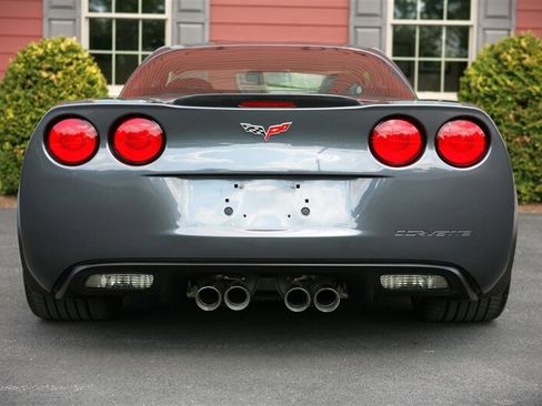 Used 2009 Chevrolet Corvette Z06 w/ Preferred Equipment Group RWD image 11