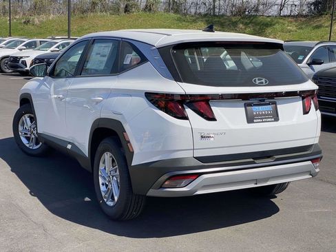 New 2026 Hyundai Tucson SE FWD image 4