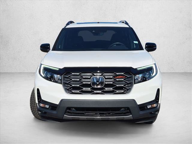 Certified 2024 Honda Passport TrailSport image 2