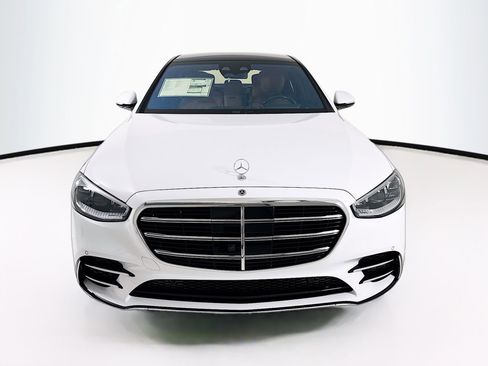 New 2026 Mercedes-Benz S 580 4MATIC Sedan image 2