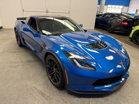 Used 2015 Chevrolet Corvette Z06 w/ 2LZ Preferred Equipment Group RWD image 24