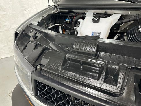 Used 2025 Chevrolet Express 3500 LT w/ LT Preferred Equipment Group image 54