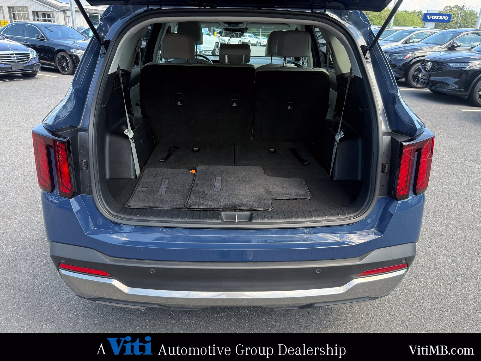 Used 2025 Kia Sorento S FWD image 23