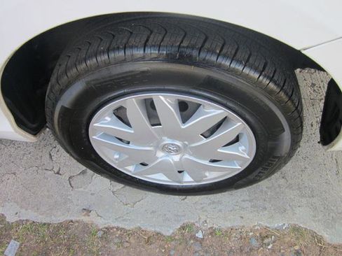 Used 2008 Toyota Sienna CE image 9