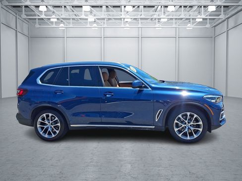 Used 2022 BMW X5 xDrive40i w/ Premium Package AWD/4WD image 6