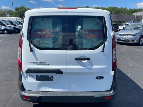 Used 2017 Ford Transit Connect XL FWD image 4