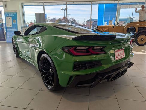 New 2026 Chevrolet Corvette Z06 w/ Stealth Interior Trim Package RWD image 3