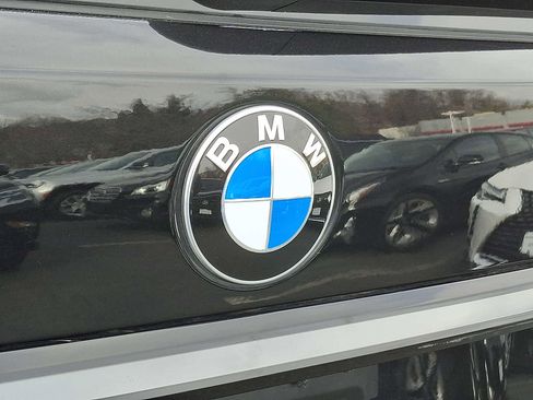 Used 2024 BMW X7 M60i w/ M Sport Professional Package image 29