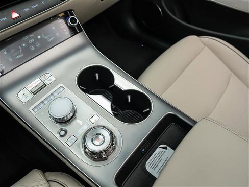 New 2026 Genesis GV70 2.5T Advanced AWD/4WD image 24