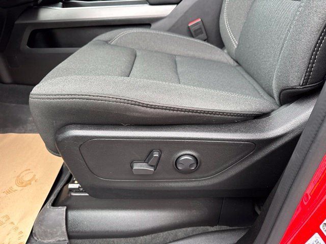 Used 2024 RAM 1500 Big Horn AWD/4WD image 11