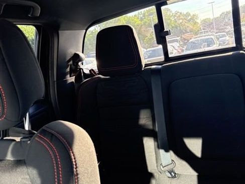 Used 2025 Nissan Frontier PRO-4X AWD/4WD image 7
