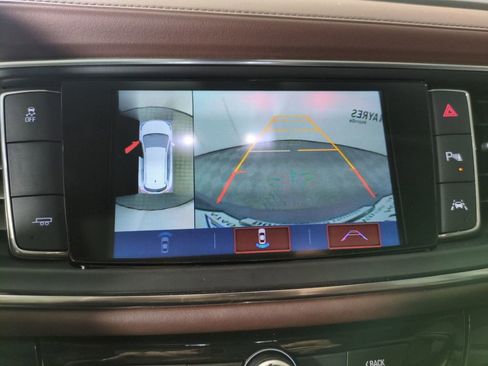 Used 2018 Buick Enclave Avenir w/ Avenir Technology Package image 23