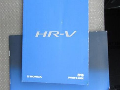 Used 2016 Honda HR-V LX image 29