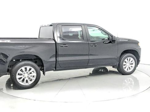 Used 2019 Chevrolet Silverado 1500 Custom w/ Custom Value Package image 7