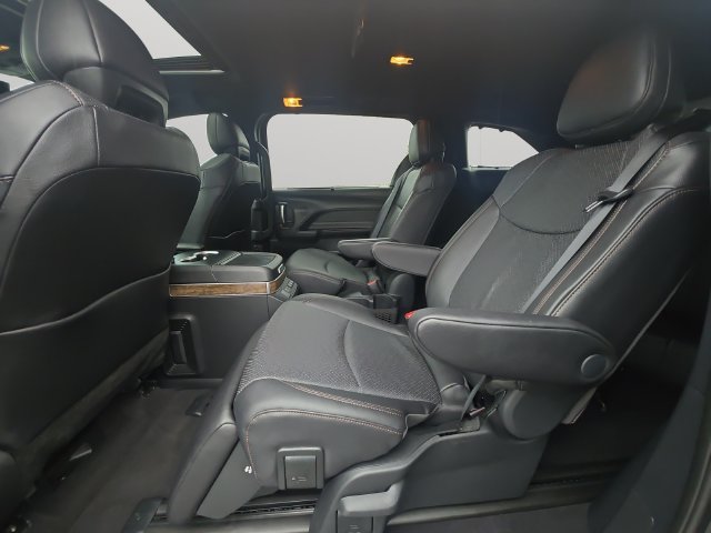 Certified 2026 Toyota Sienna Limited FWD image 12