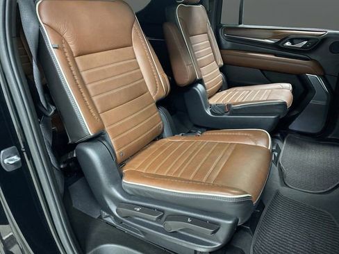 Used 2023 GMC Yukon XL Denali Ultimate image 34