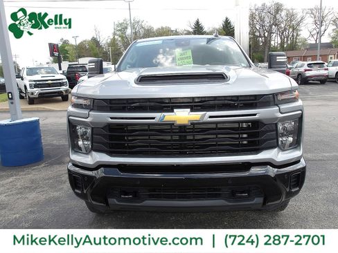 Certified 2025 Chevrolet Silverado 2500 Custom w/ Custom Convenience Package AWD/4WD image 2