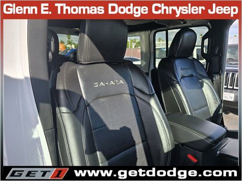 Used 2023 Jeep Wrangler Sahara w/ Safety Group image 34