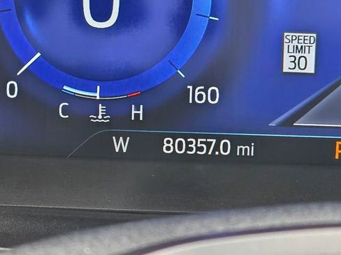 Used 2020 Ford Explorer ST image 30