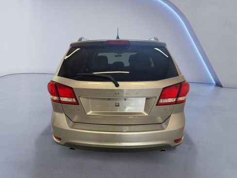 Used 2015 Dodge Journey SXT w/ Flexible Seating Group image 6