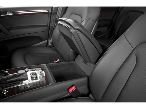 Used 2015 Audi Q7 3.0T Premium Plus w/ Premium Plus Package AWD/4WD image 14