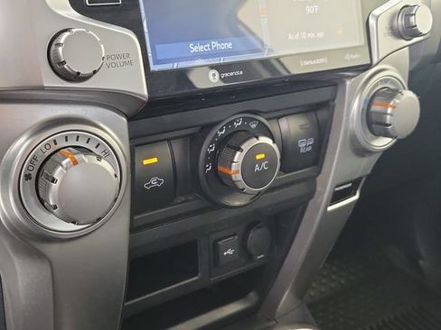 Used 2023 Toyota 4Runner SR5 Premium w/ Moonroof Package RWD image 28