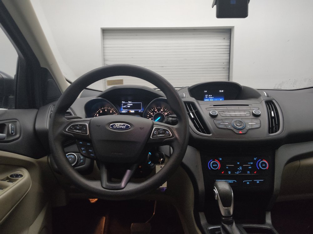 Used 2018 Ford Escape SE FWD image 22