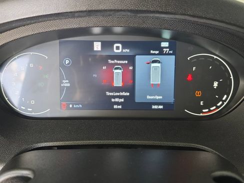 Used 2025 RAM ProMaster 2500 w/ Quick Order Package 22G SLT FWD image 12